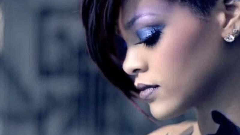 RIHANNA Who’s that chick?